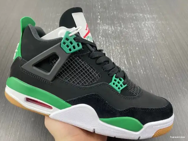 HYPE Jordan 4 SB DR5415-030 Retro 0512